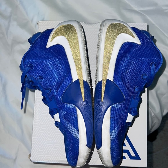 Nike Freak 1 GS - Picture 11 of 14